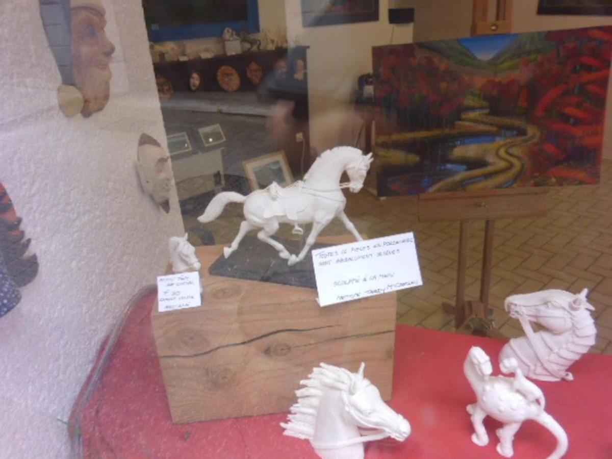Le Trou Dans Le Apartment Uzerche
